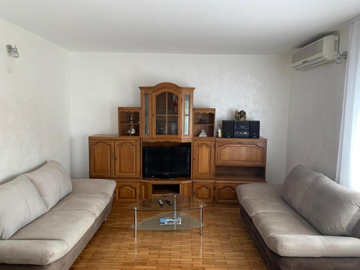 Apartman Visic 1692 Kaštela Eksteriør bilde