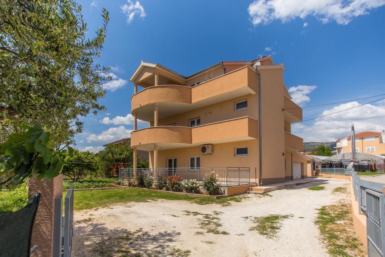 Apartman Visic 1692 Kaštela Eksteriør bilde
