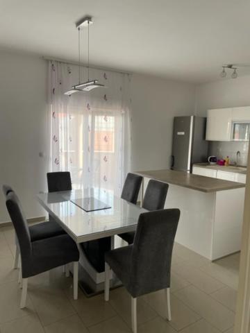 Apartman Visic 1692 Kaštela Eksteriør bilde