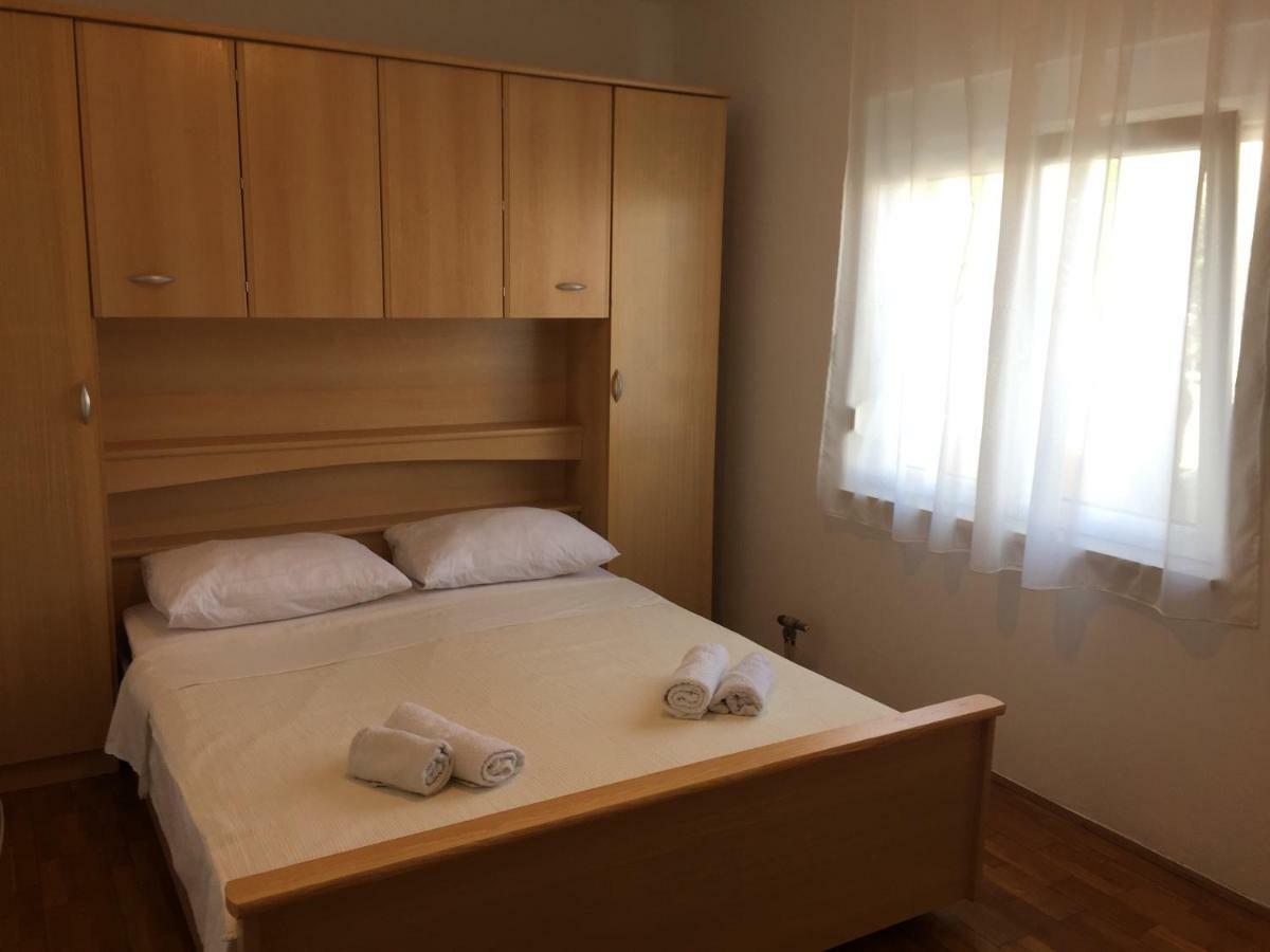 Apartman Visic 1692 Kaštela Eksteriør bilde